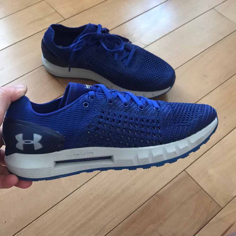 Brand NEW underarmour size 7.5  blue hovrs